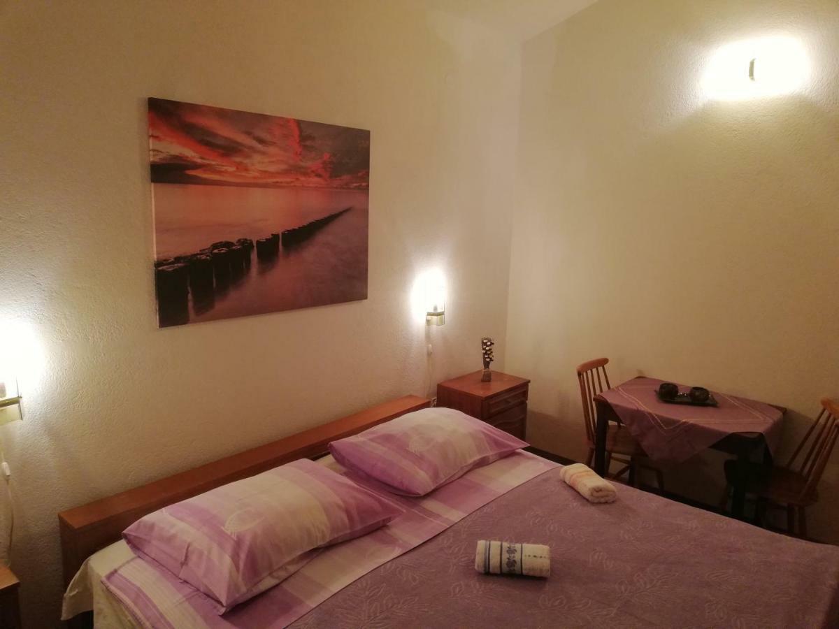 Vacation Home Mirjana Seget Vranjica Eksteriør bilde